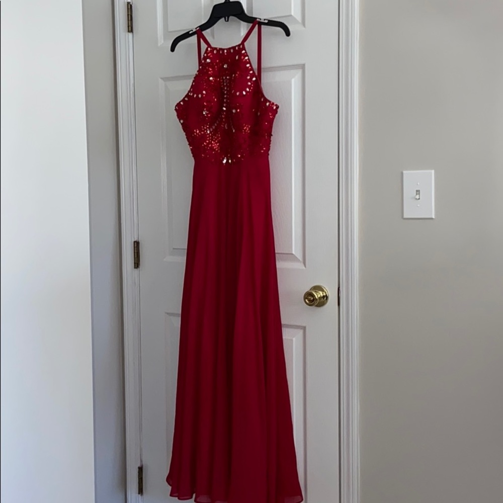 PROM SEASON!! 💄💋💃🏻 - Picture 2 of 9